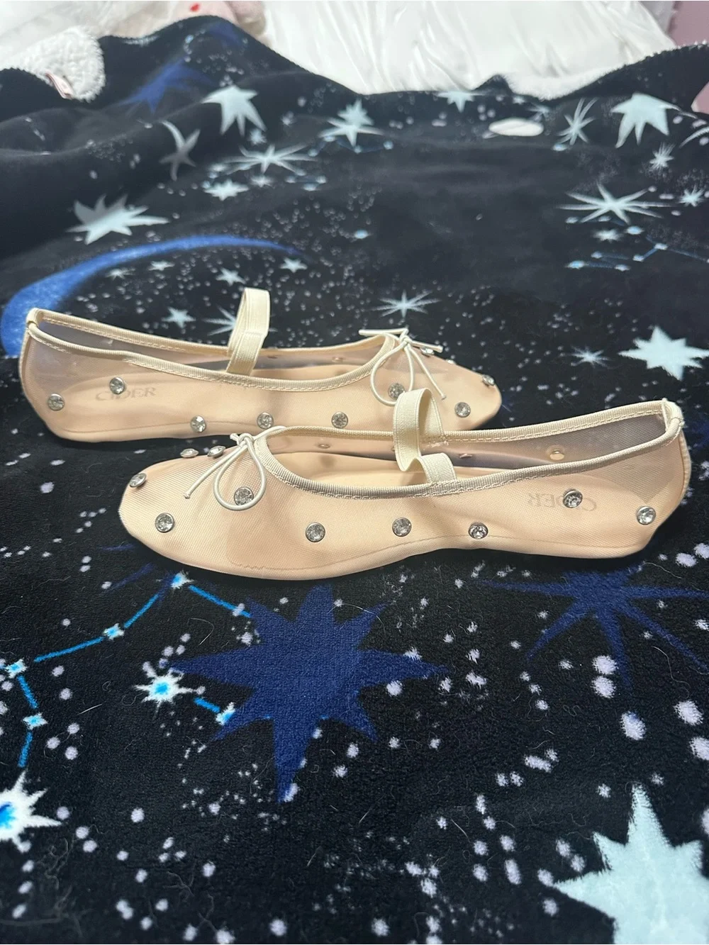 Cider Size 8 Embellished Nude Ballet Flats with Bow Never Worn